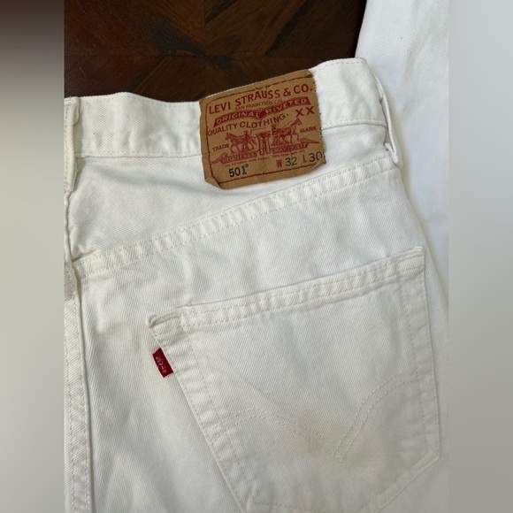 Levi's 501 Men's Straight White Jeans size w32 L30 - Picture 10 of 11